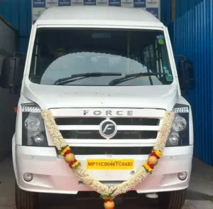 10-seater-tempo-traveller-on-rent-in-bangalore